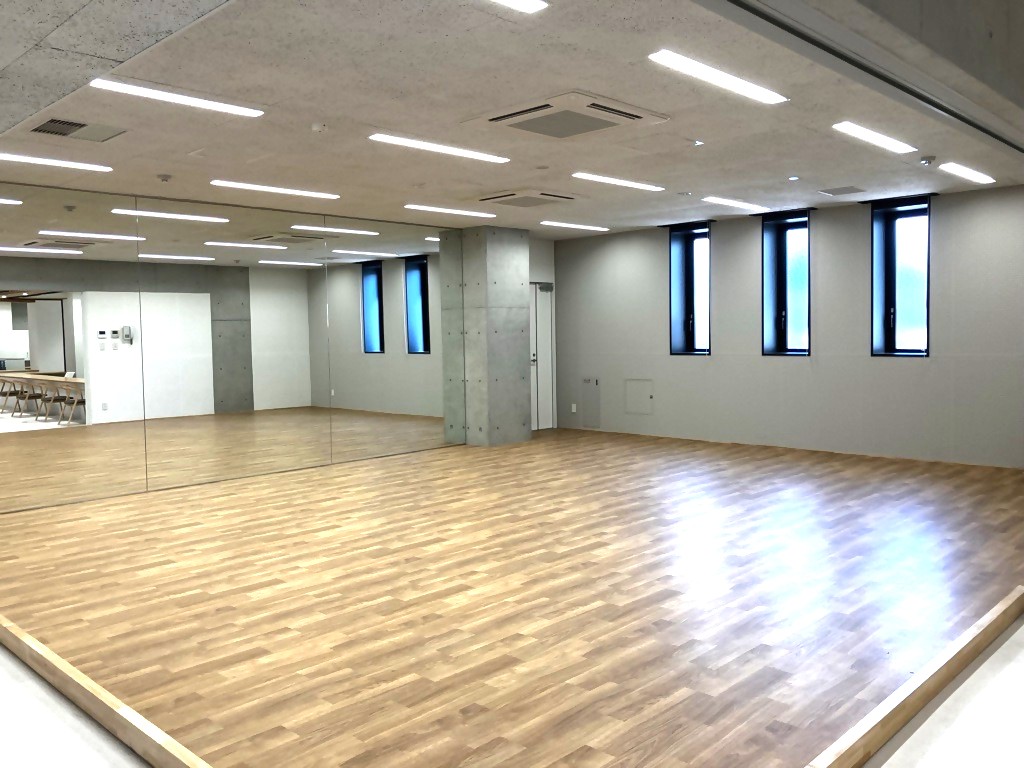 『てらすにじはと』赤ちゃんと親子でまちテラス探検